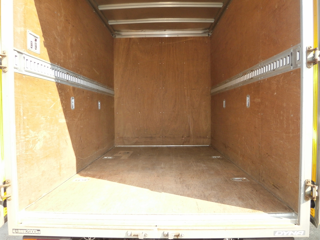 ④荷台庫内